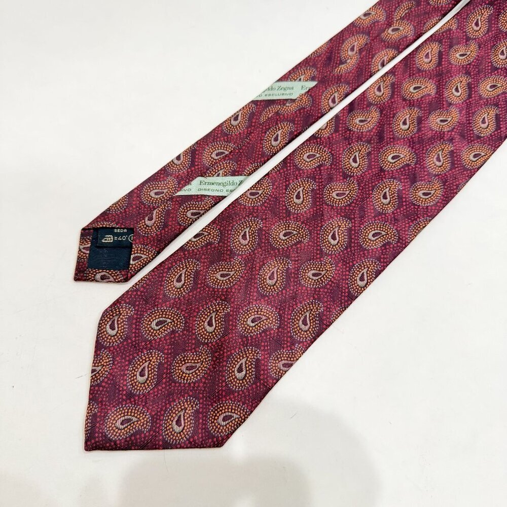 Ermenegildo Zegna 100% Silk Paisley Tie Red with Print